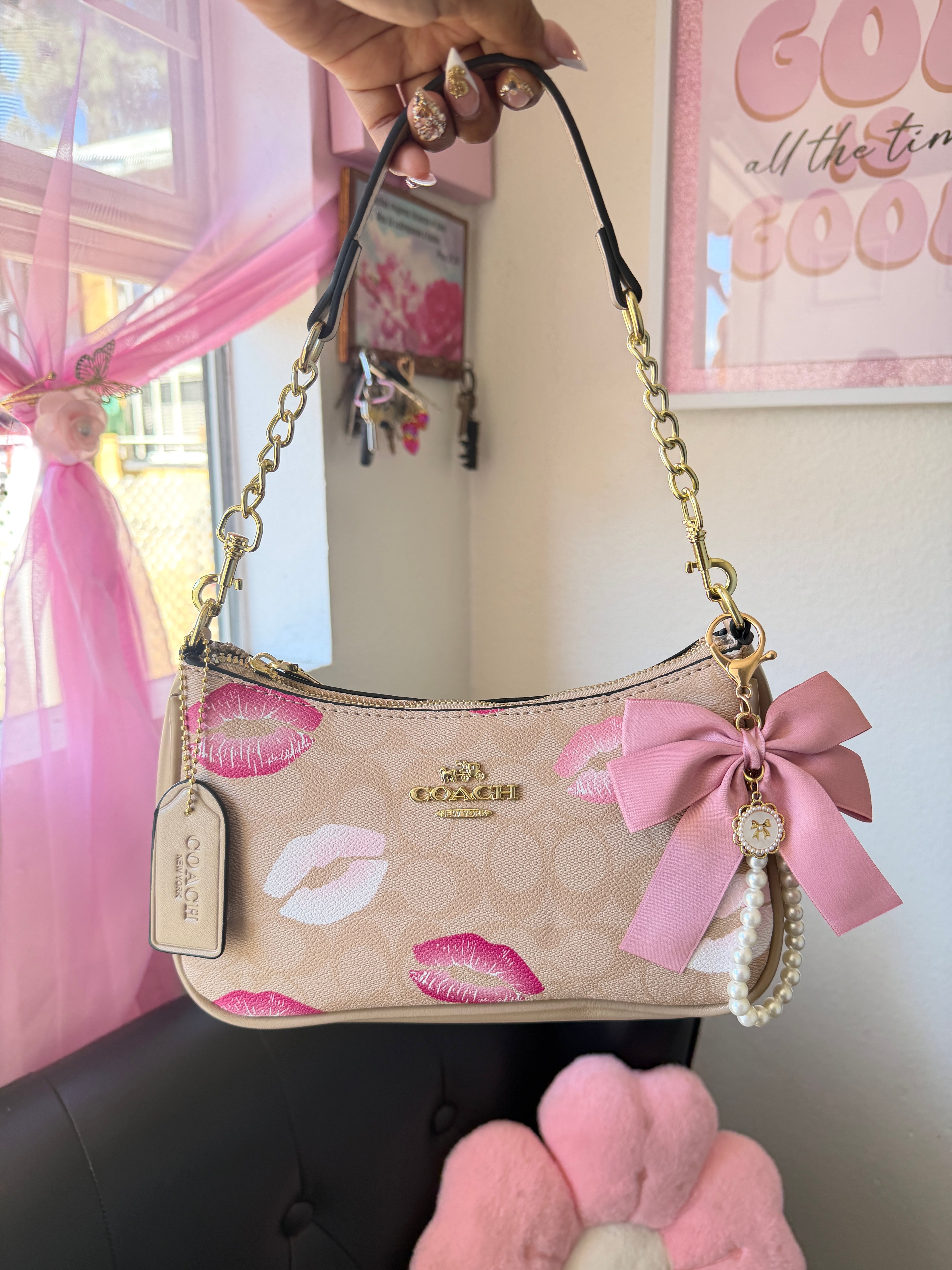 Beige Kiss Style